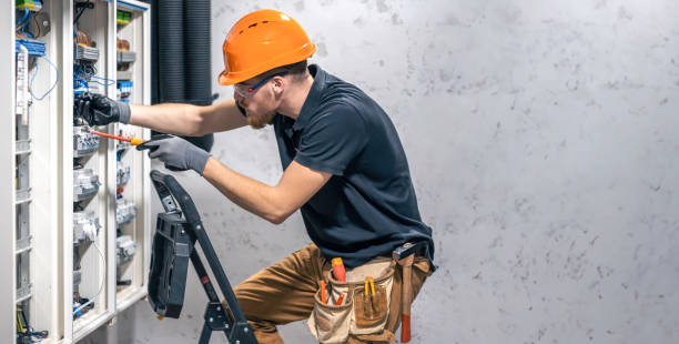 Best Electrical Troubleshooting Services  in Selah, WA